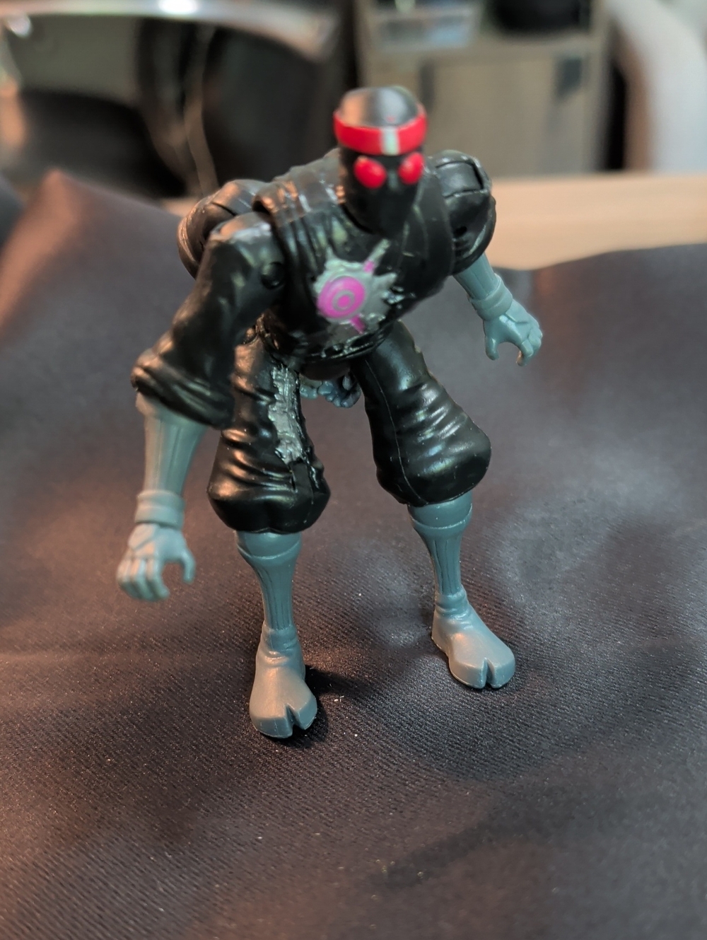 Teenage Mutant Ninja Turtles 4 Arm Robotic Foot Solider